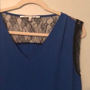 Blue v-neck with lace detail